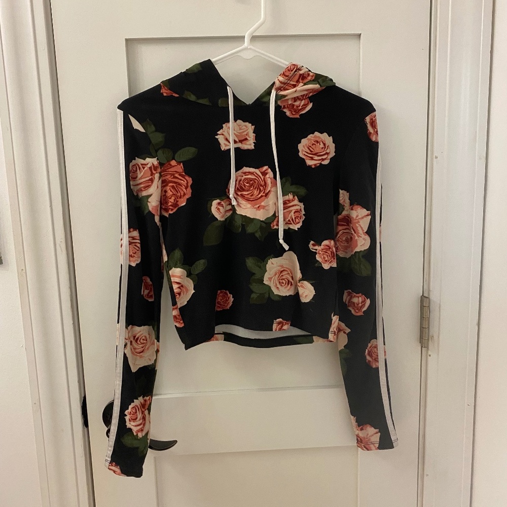 S Black Floral Long Sleeve With Hood